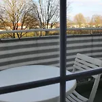 Apartamento Zv-scholtz Mozartstr, 15 Ap-kl
