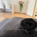 Apartamento Zv-scholtz Mozartstr, 15 Ap-kl *