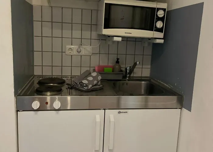 Zv-scholtz Mozartstr, 15 Ap-kl شقة *